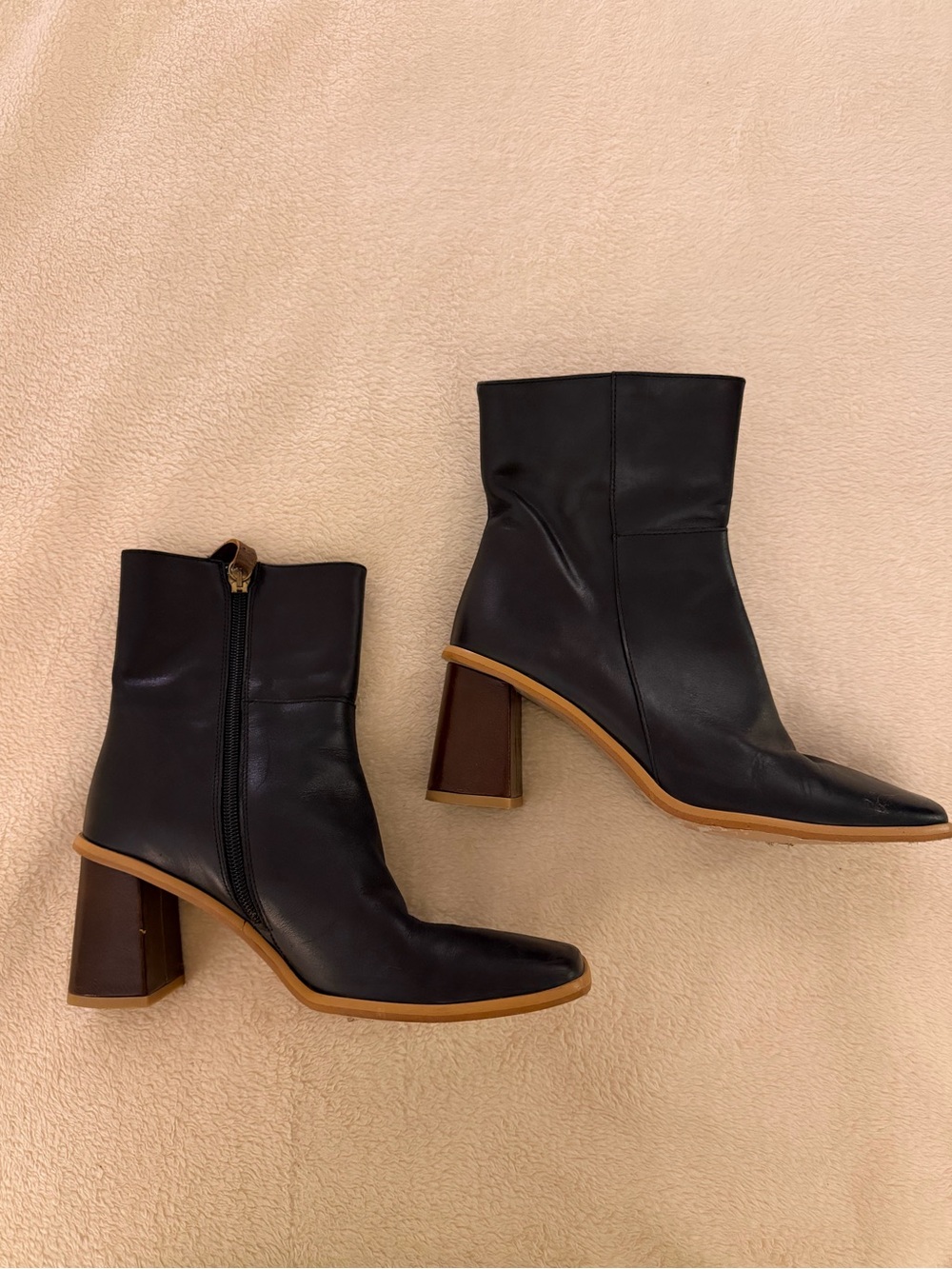 Alohas West Vintage Black Leather Ankle Boots Size 38 7.5/8 - Picture 3 of 6